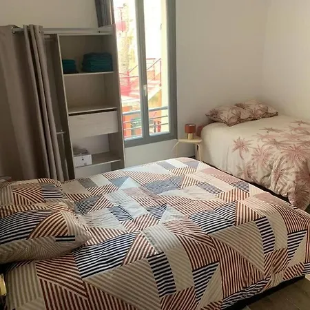 Bel Entierement Renove. Appartement *